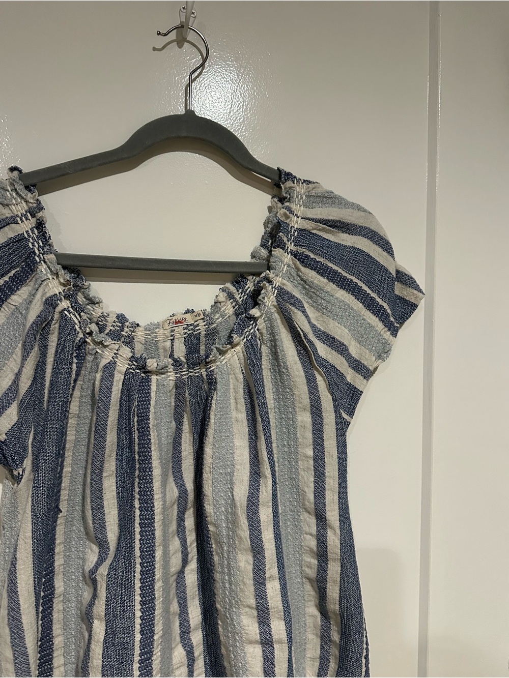 Faherty Organic Cotton Linen Blend Striped Peasant Top Blue Ivory Size Medium - Picture 4 of 6